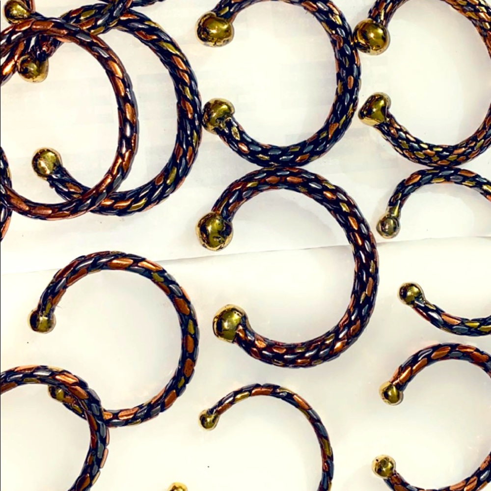 Jewelry - Picture 6 of 7